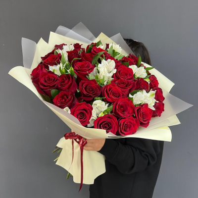 Букет «Танец любви» – гармония страсти и нежности в каждом лепестке Электросталь Московская область